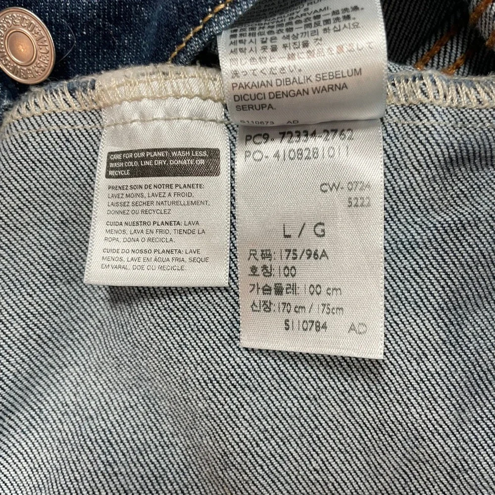 Levi's Denim Jacket Mens Large Dark Wash Blue Standard Trucker 72334-0762 - Picture 7 of 9